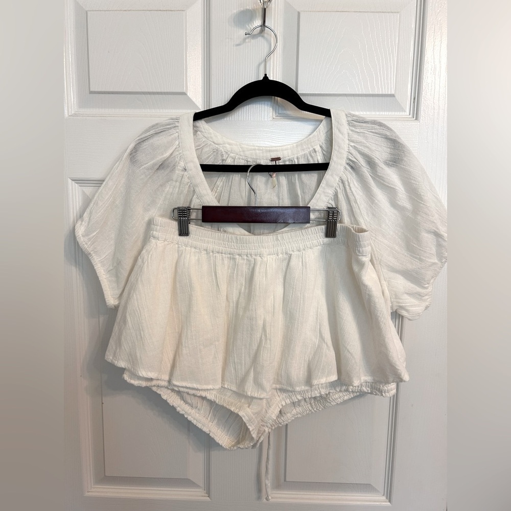 New Free People, Kerrie Bloomer Set, Large in Ivory - Picture 4 of 12